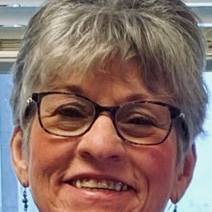 Meet your Posher, Debbie